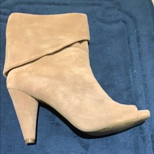 Tan suede bootie